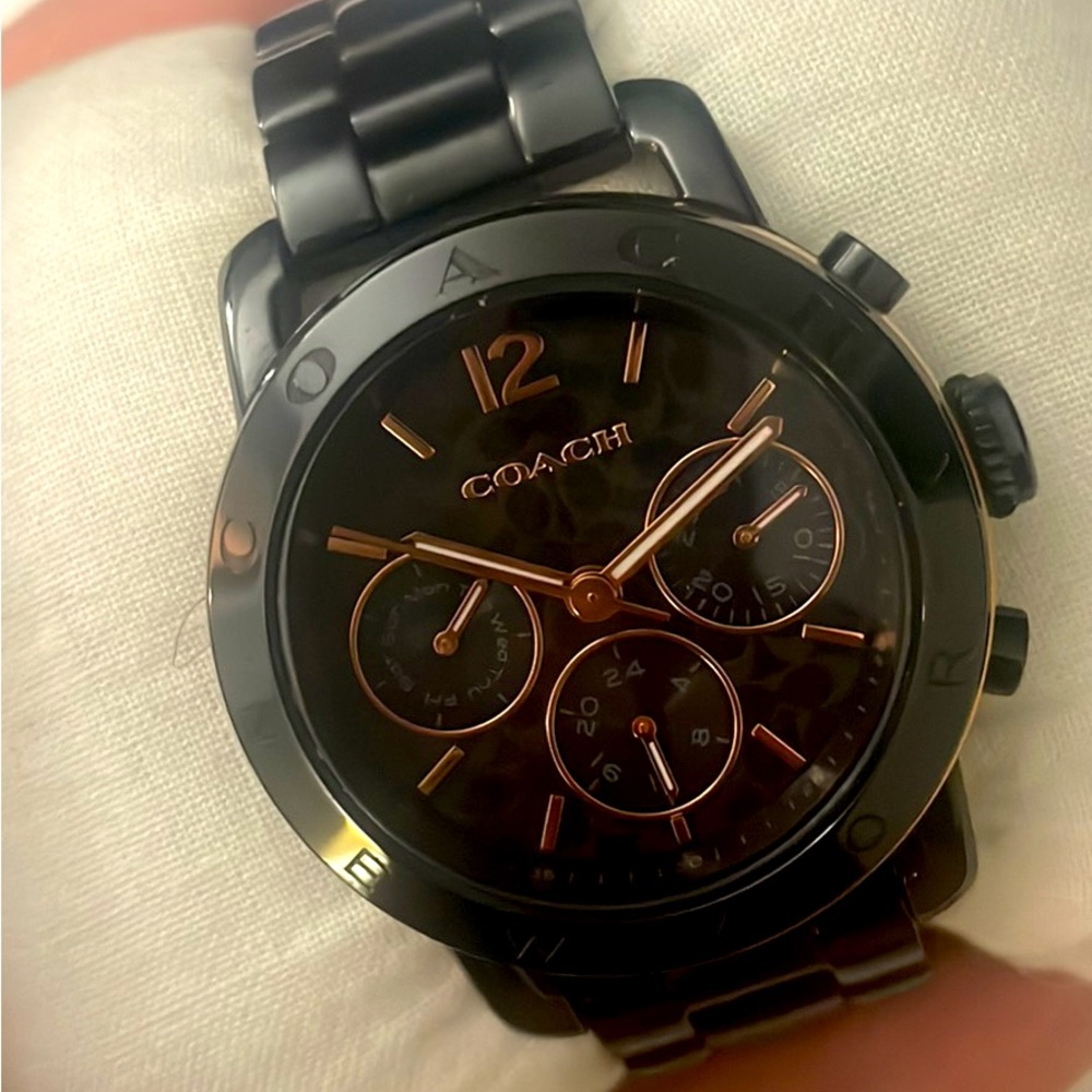 Coach Watch - Picture 1 of 3